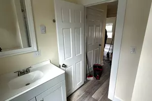 36 Grove St, Rockland, ME 04841 - Photo 9