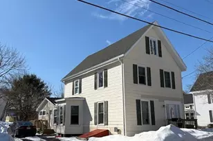 36 Grove St, Rockland, ME 04841 - Photo 1