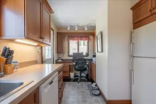 50 Woodledge Ln, Thomaston, ME 04861 - Photo 5