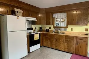 156 Pleasant Ave, Madawaska, ME 04756 - Photo 17