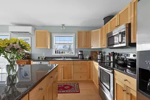 8 Summer St, Searsport, ME 04974 - Photo 9