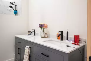 766 Atlantic Hwy, Waldoboro, ME 04572 - Photo 11