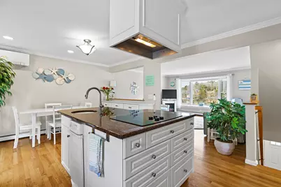 5 Village Court #5, Boothbay Harbor, ME 04538 - Photo 15