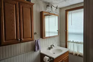 13 Granite St, Mexico, ME 04257 - Photo 13