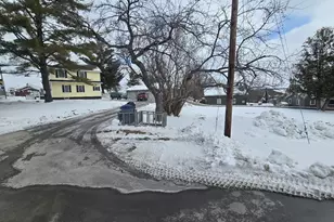 15 Bennett Dr, Caribou, ME 04736 - Photo 3