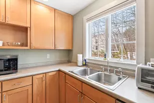 33 Green Ridge Dr, Buxton, ME 04093 - Photo 7