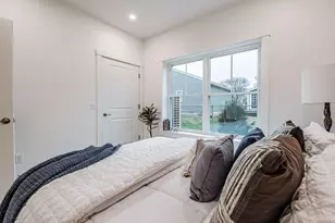 65 Dougherty Ct, Portland, ME 04102 - Photo 17