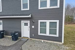 35 Wildwood Dr, Bangor, ME 04401 - Photo 3