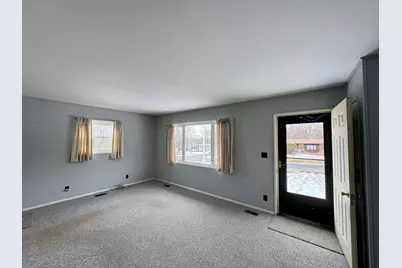 99 Canterbury Street, Presque Isle, ME 04769 - Photo 9