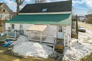 51 Bowdoin St, Winthrop, ME 04364 - Photo 11