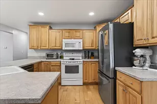 171 Plummer Rd, Palermo, ME 04354 - Photo 7