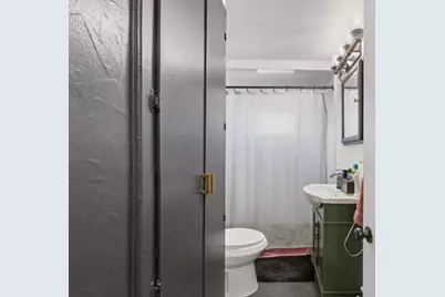 32 Grove Street, Lewiston, ME 04240 - Photo 15