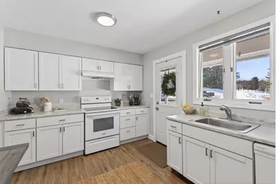 224 Congress Circle, Topsham, ME 04086 - Photo 9