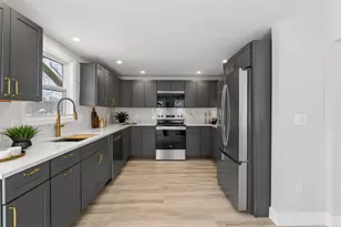 46 Fair St, Auburn, ME 04210 - Photo 5