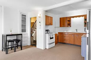 36 Masonic St, Rockland, ME 04841 - Photo 5