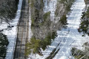 8 Twin Springs Ln, Lincoln, ME 04457 - Photo 1