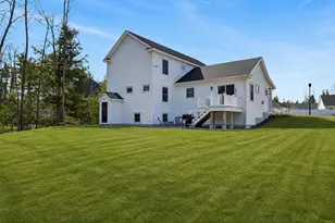 10 Lodge Dr, Saco, ME 04072 - Photo 3