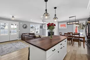 10 Lodge Dr, Saco, ME 04072 - Photo 17