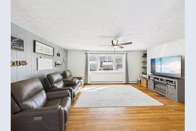 18 Booker Street, Thomaston, ME 04861 - Photo 3