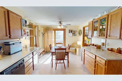 1013 Sunset Avenue, Glenburn, ME 04401 - Photo 11