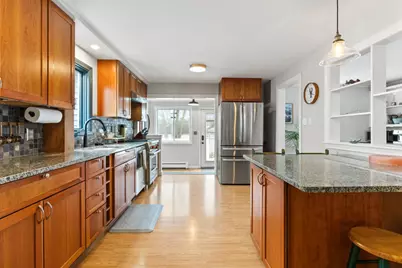 7 Abbott Street, Portland, ME 04103 - Photo 9