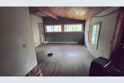 26 Front Avenue, Poland, ME 04274 - Photo 21