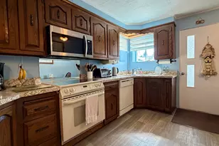 187 Mountainview Ave, Madawaska, ME 04756 - Photo 19