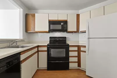 148 Breakwater Drive #209, South Portland, ME 04106 - Photo 9