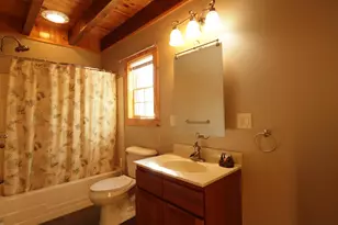 138 Washington St, Greenville, ME 04441 - Photo 33