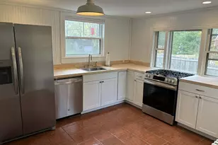 20 Chestnut St, Rockland, ME 04841 - Photo 5