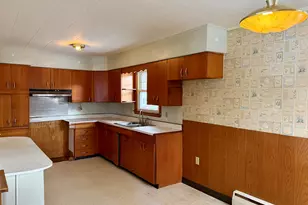 12 Palm St, East Millinocket, ME 04430 - Photo 5