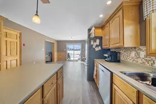 7 Ellingwood Dr, Glenburn, ME 04401 - Photo 9