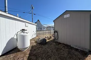 53 Pleasant St, Lubec, ME 04652 - Photo 11