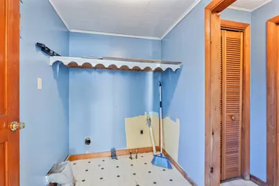 21 Water Street, Clinton, ME 04927 - Photo 17