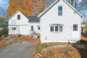 21 Water St, Clinton, ME 04927 - Photo 3