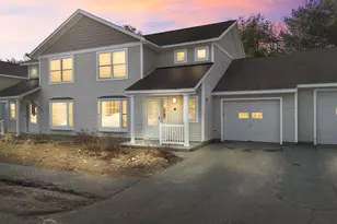 25 Beaver Pond Rd, Brunswick, ME 04011 - Photo 1