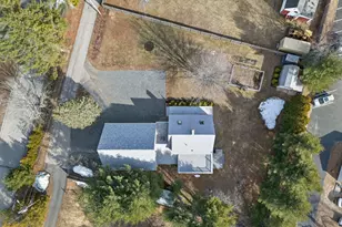 28 Coggeshall Ln, Wells, ME 04090 - Photo 3