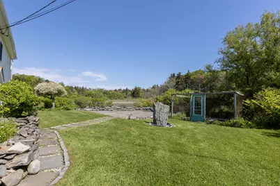 252 Seashore Avenue, Portland, ME 04108 - Photo 9