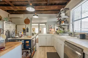 17 Mountain St, Camden, ME 04843 - Photo 23