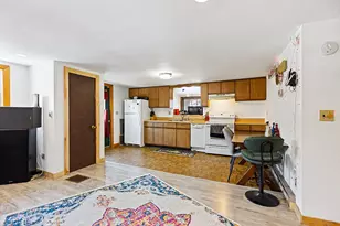 64 Boothby St, Augusta, ME 04330 - Photo 9