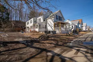 36 King St, Waterville, ME 04901 - Photo 3