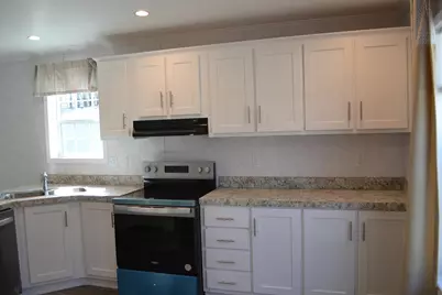 18 Maple Street, Lebanon, ME 04027 - Photo 5