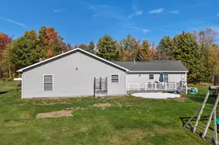 246 Wyman Rd, Palmyra, ME 04965 - Photo 11