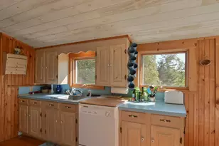 14 Deer Run Ln, Swans Island, ME 04685 - Photo 9