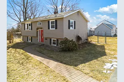 30 Yeaton Street, Waterville, ME 04901 - Photo 13