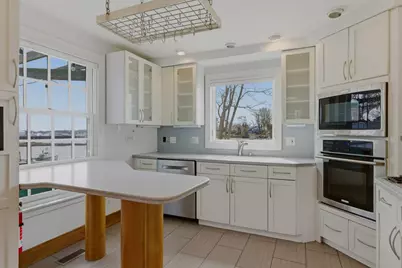 17 Commercial Street, Kittery, ME 03904 - Photo 5