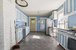 79 Pittsfield Ave, Hartland, ME 04943 - Photo 17