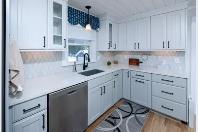 47 Long Sands Road, York, ME 03909 - Photo 9