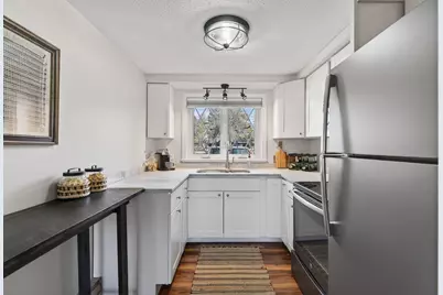 139 Broadway #9, South Portland, ME 04106 - Photo 17