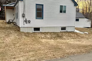 80 Forest Ave, Fort Fairfield, ME 04742 - Photo 9